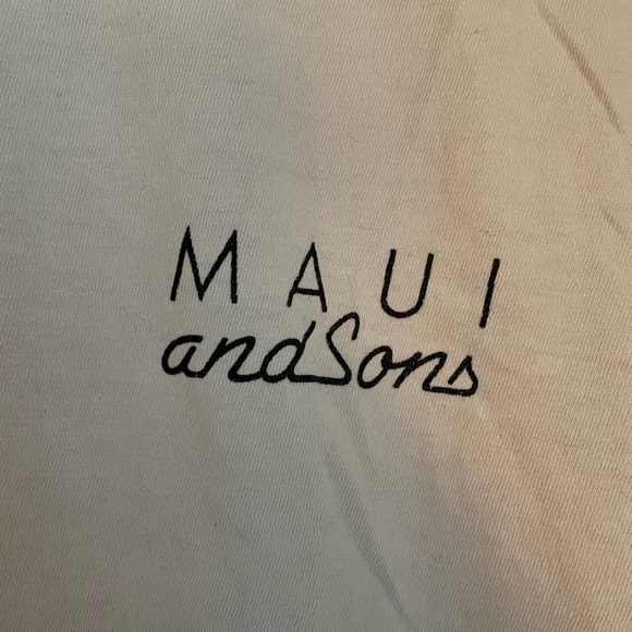 90s Style Dad Shirt (Maui & Sons) - Picture 5 of 5